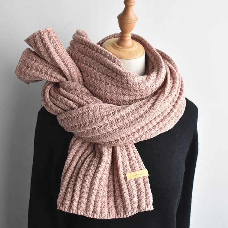 Eleganter Wollschal - HAND MADE
