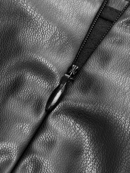 Mia- Faltenrock aus PU-Leder mit Schlitz