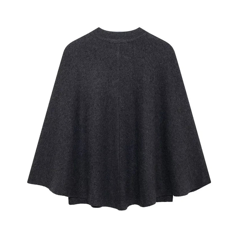 Maritta Cape – Zeitlose Eleganz